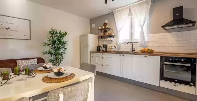 Apartman Bo&Dy s privatnim bazenom