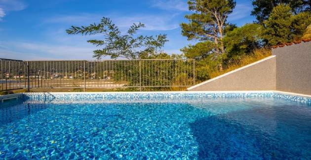 Appartamento Lapida A2 con piscina, isola di Rab