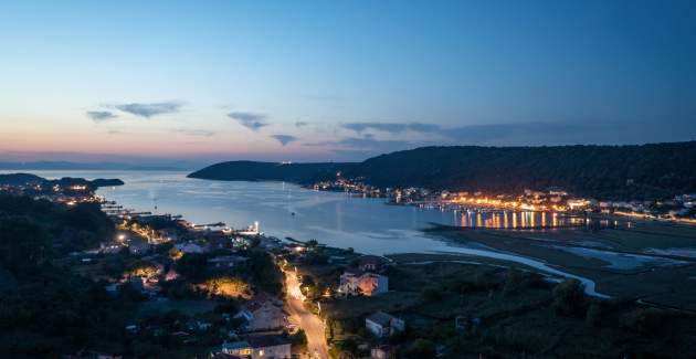 Appartamento Lapida A2 con piscina, isola di Rab