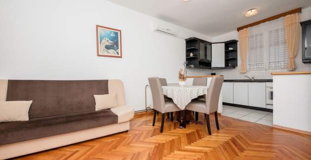 Apartmani Stanicic Kampor A2