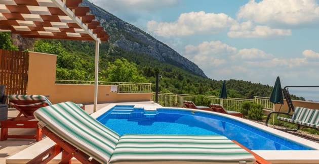 Holiday house Anima with private pool in Makarska