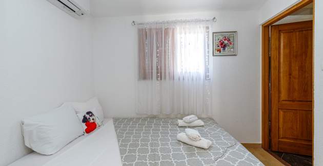 Genoa S5 Rooms in Porec