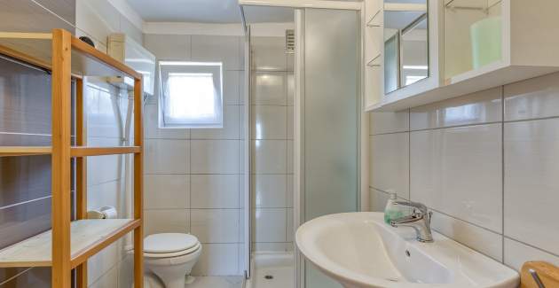 Apartman Rinaldis No 2 s pogledom na vrt