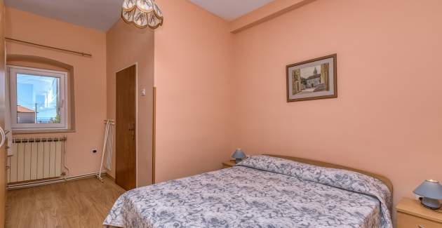 Apartman Rinaldis No 2 s pogledom na vrt