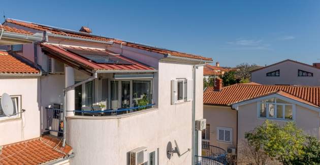 Apartment Burle with balcony