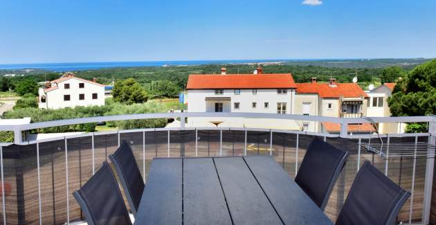 Deluxe Apartment in Tar with Sea View