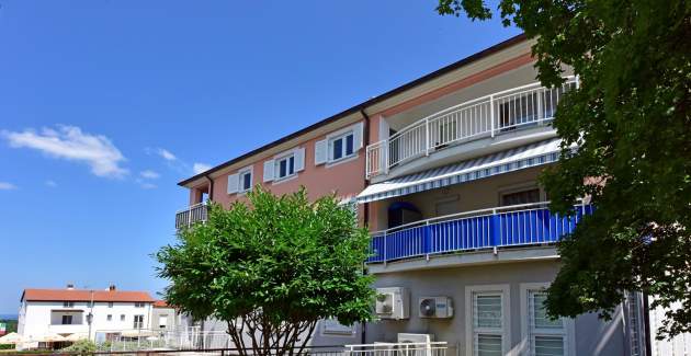 Deluxe Apartment in Tar with Sea View