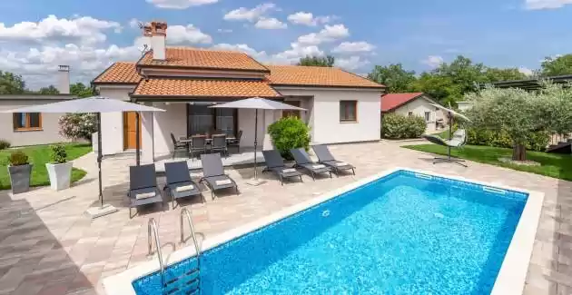 Villa Ajlin with Private Pool