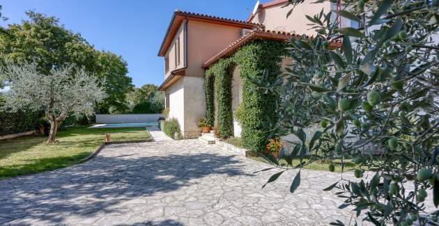 Holiday House Rita with Private Pool