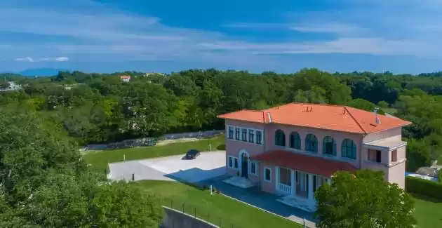 Schoolhouse Villa Jakovici