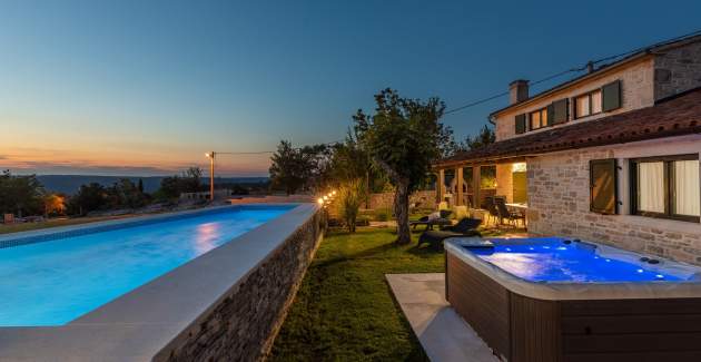 Villa Ana Rita con jacuzzi e piscina riscaldata