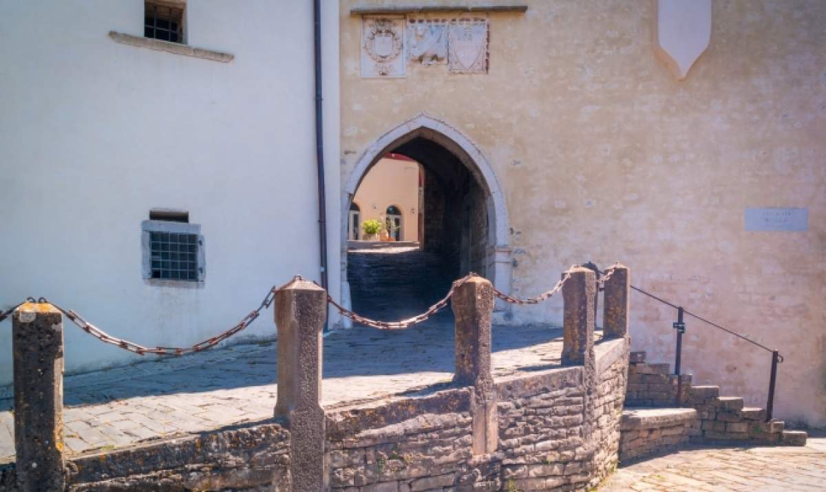 stadt mauer, kulturerbe, Motovun Istrien