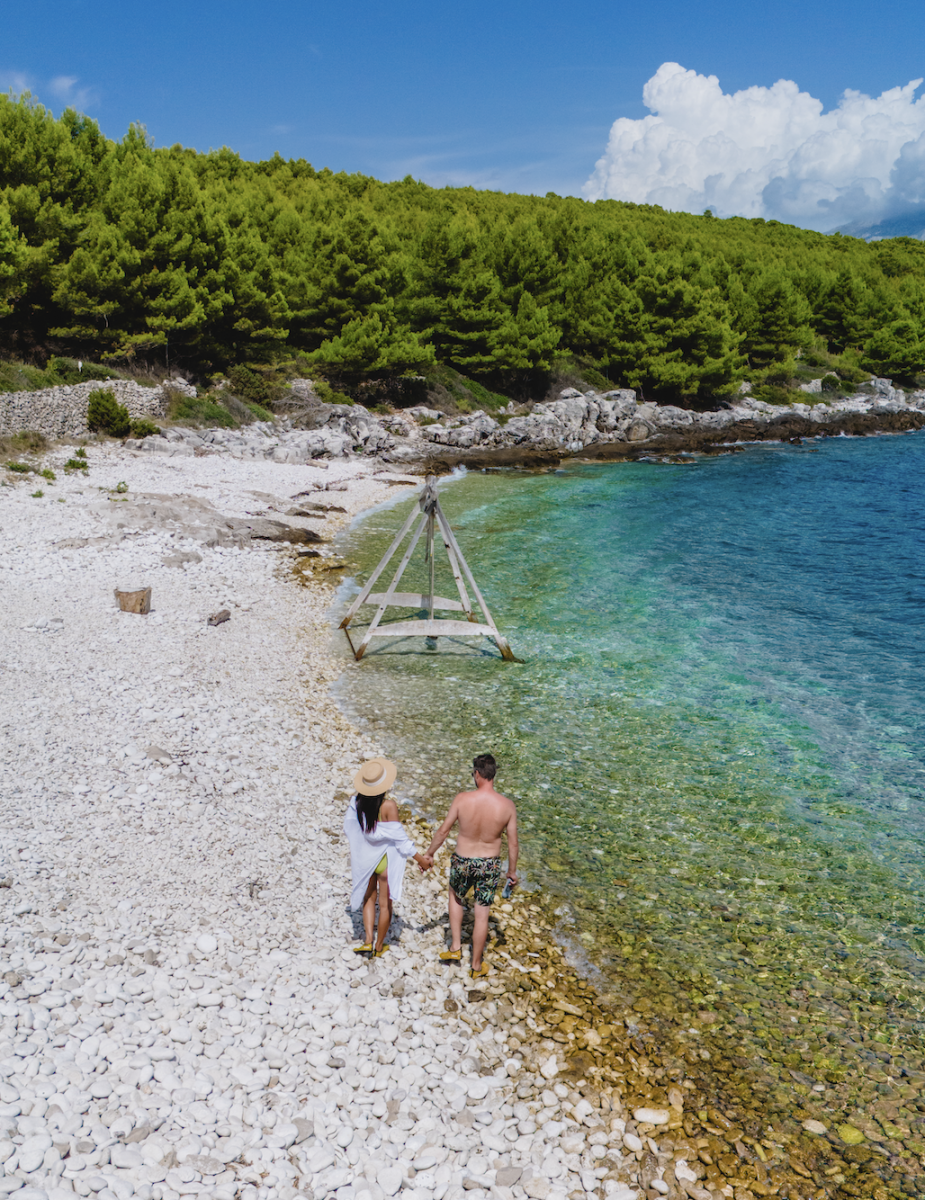 brac-island-beach-sandy