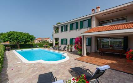 Villa Mare / Comfort Two-Bedroom A1